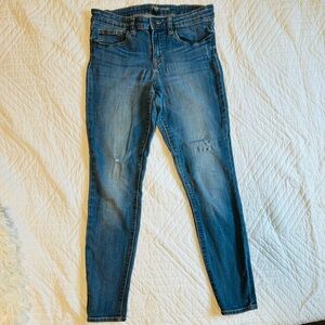 GAP Women's Skinny Jeans in Classic Blue- size 8